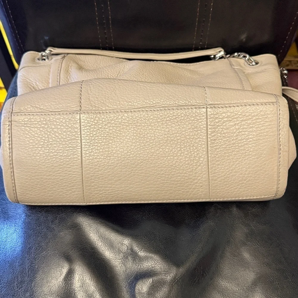 Tory Burch height 5”